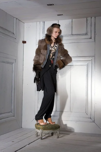 Look 30